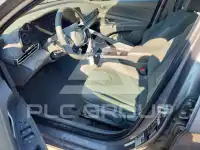 2023 Hyundai Elantra photo