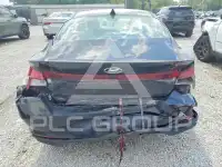 2023 Hyundai Elantra фото