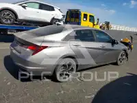 2023 Hyundai Elantra фото