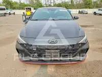 2023 Hyundai Elantra photo