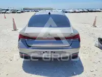 2023 Hyundai Elantra фото