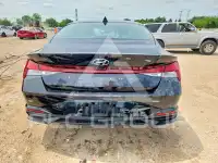 2023 Hyundai Elantra фото
