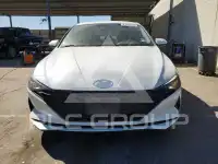 2023 Hyundai Elantra фото