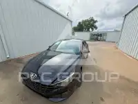 2023 Hyundai Elantra фото