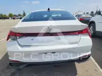 2023 Hyundai Elantra photo