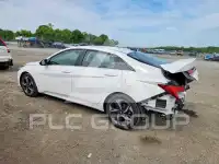 2023 Hyundai Elantra фото