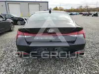 2023 Hyundai Elantra фото