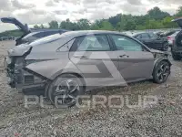 2023 Hyundai Elantra photo
