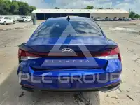 2023 Hyundai Elantra photo