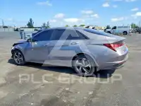2023 Hyundai Elantra photo
