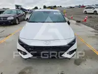 2023 Hyundai Elantra фото