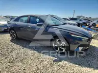 2023 Hyundai Elantra photo