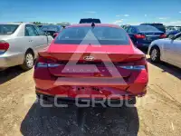 2023 Hyundai Elantra фото