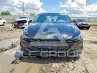 2023 Hyundai Elantra photo