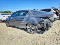 2023 Hyundai Elantra photo