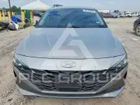 2023 Hyundai Elantra фото