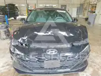 2023 Hyundai Elantra фото
