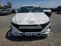 2023 Hyundai Elantra фото