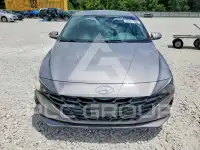 2023 Hyundai Elantra фото