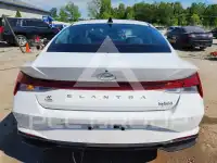 2023 Hyundai Elantra фото