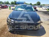 2023 Hyundai Elantra фото