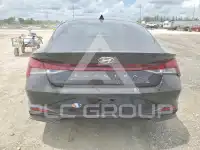 2023 Hyundai Elantra фото