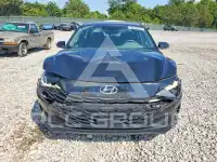 2023 Hyundai Elantra фото