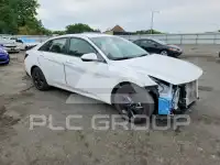 2023 Hyundai Elantra photo