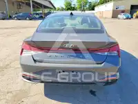 2023 Hyundai Elantra фото