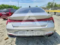 2023 Hyundai Elantra фото