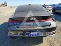 2023 Hyundai Elantra фото