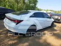 2023 Hyundai Elantra photo