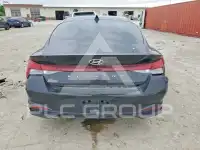 2023 Hyundai Elantra фото