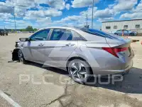 2023 Hyundai Elantra фото