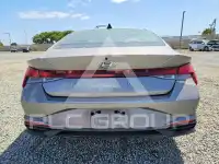 2023 Hyundai Elantra фото