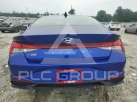 2023 Hyundai Elantra photo