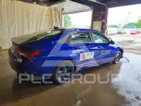 2023 Hyundai Elantra фото