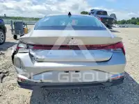 2023 Hyundai Elantra фото
