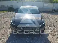2023 Hyundai Elantra фото