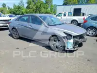 2023 Hyundai Elantra фото