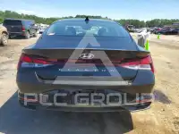 2023 Hyundai Elantra фото