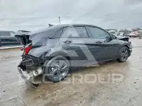 2023 Hyundai Elantra photo