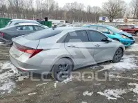 2023 Hyundai Elantra фото