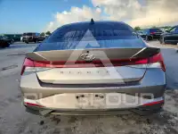 2023 Hyundai Elantra фото