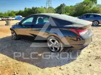 2023 Hyundai Elantra фото