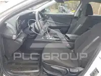2023 Hyundai Elantra фото