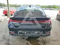 2023 Hyundai Elantra photo