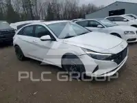 2023 Hyundai Elantra фото