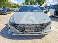 2023 Hyundai Elantra фото