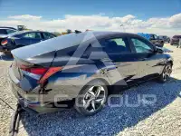 2023 Hyundai Elantra фото